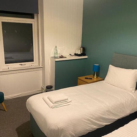 Kirkconnel Queensberry Arms Hotel מראה חיצוני תמונה